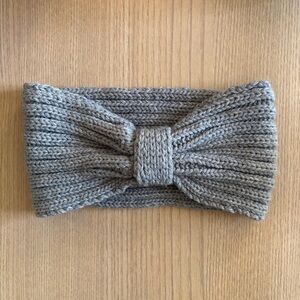 Forever 21 Women’s Gray Knit Bow Headband Ear Warmer Winter Accessory One Size